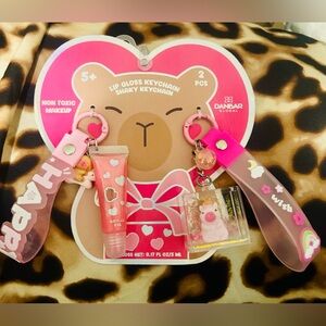 SHOKY Lip Gloss and Keychain Set
